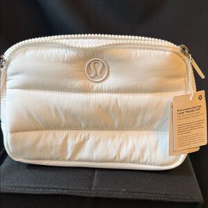 lululemon athletica Cream Quilted belt/crossbody bag size large BNWT